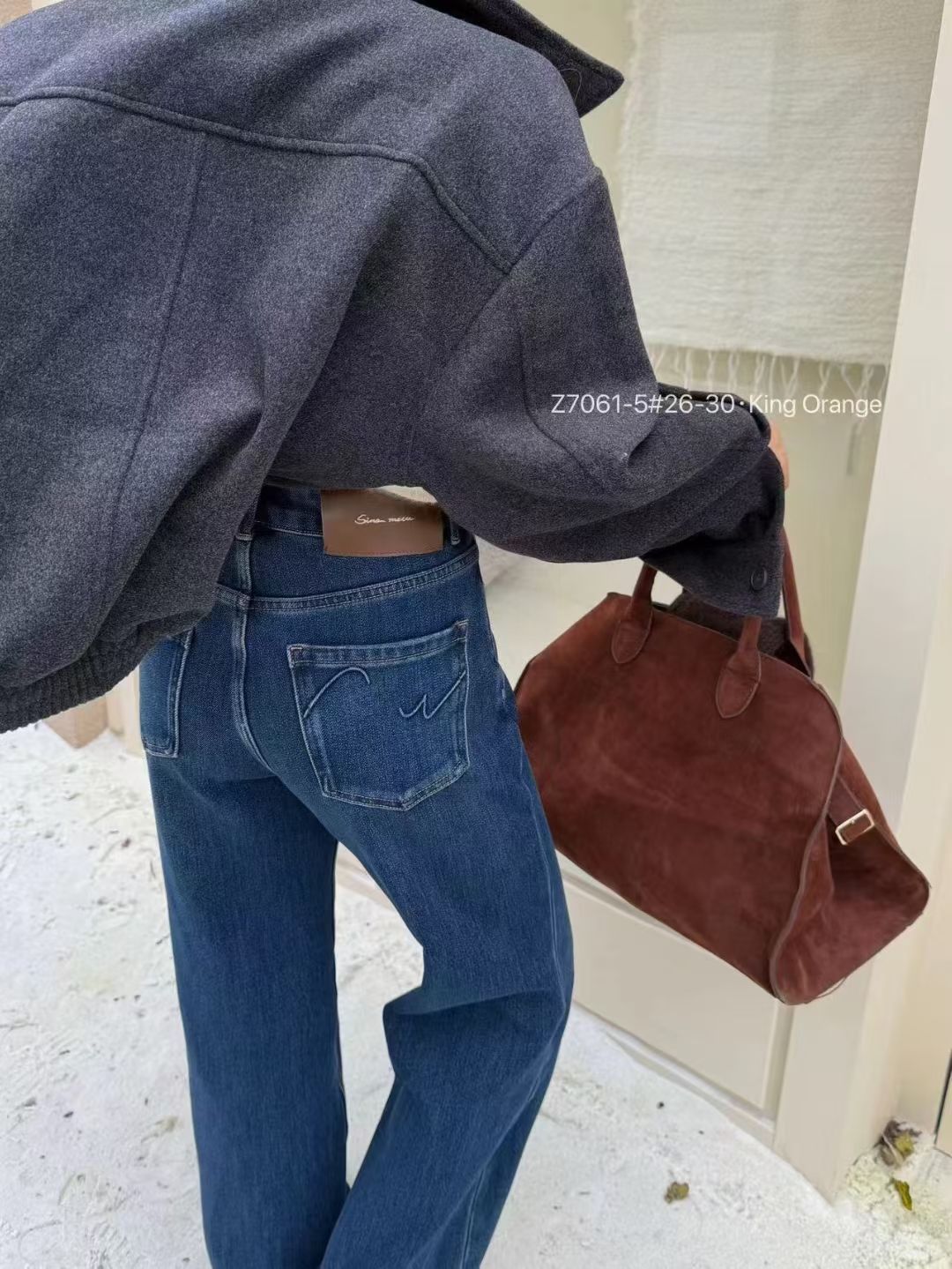 欧货高品质加绒阔腿直筒牛仔裤2025秋冬显瘦遮肉遮跨百搭喇叭裤