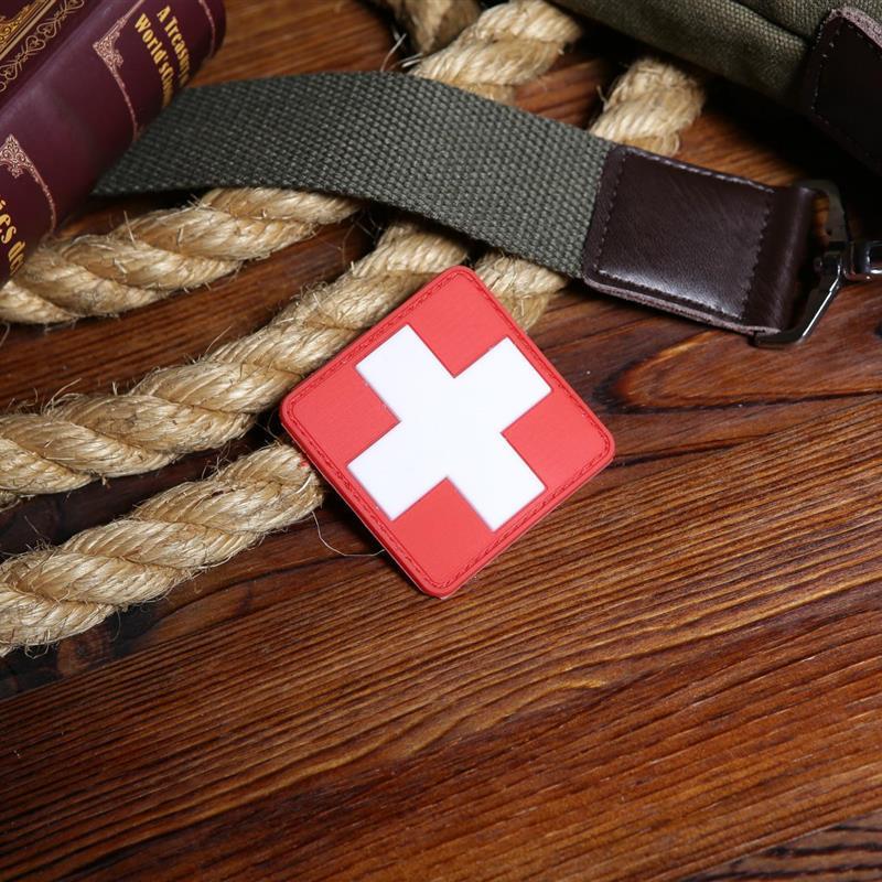 红十字医疗徽章户外救援救护急救士气识别章PVC魔术贴臂章胸章