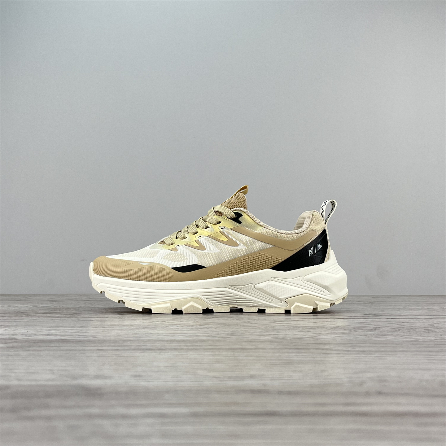 捡漏 外贸男士低帮户外登山鞋防滑耐磨舒适减震厚底轻便越野跑鞋