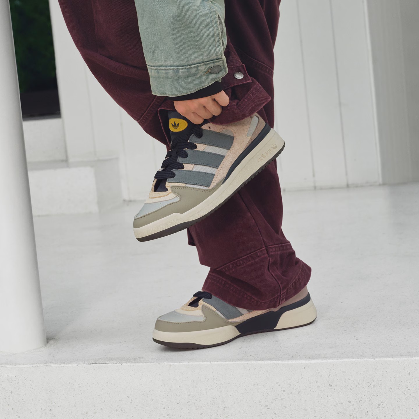 三叶草男女板鞋JP9212