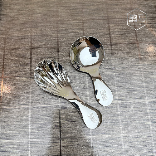 鹊马304不锈钢饭盒勺高品低格