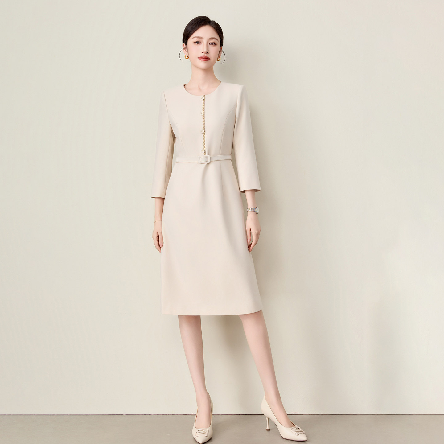 钟老板2026春秋新款西装连衣裙女收腰显瘦七分袖干练气质通勤裙子