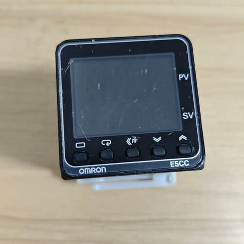 议价温控器E5CC-RW0AUM-000E5CC-RX2ASM-800E5CC-QX2ASM-800