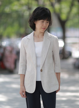 修身短款百搭天丝亚麻小西服女