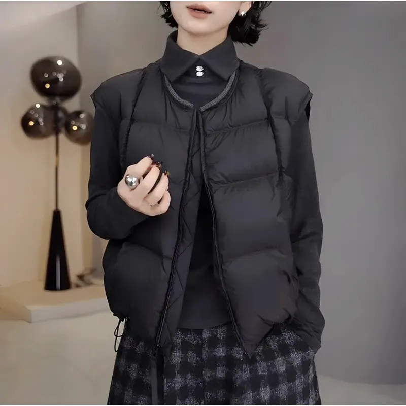 白鸭绒女短款羽绒马甲小个子秋冬