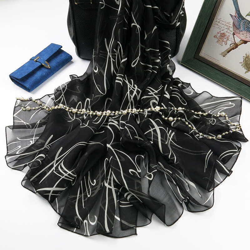 黑色真丝丝巾女士妈妈春秋冬季系脖纱巾黑白色桑蚕丝长款披肩围巾