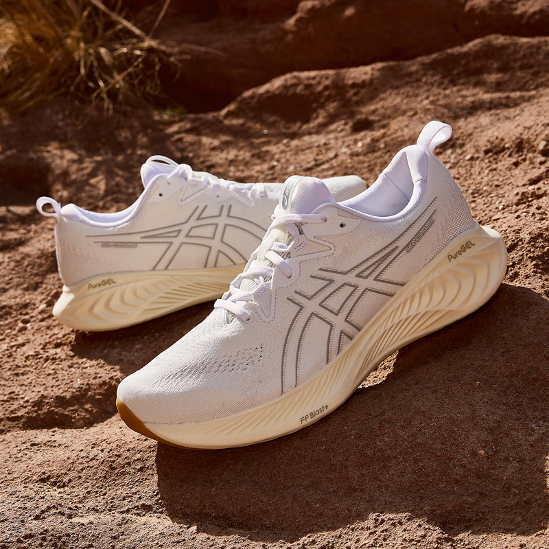 耐磨缓震跑鞋ASICS亚瑟士