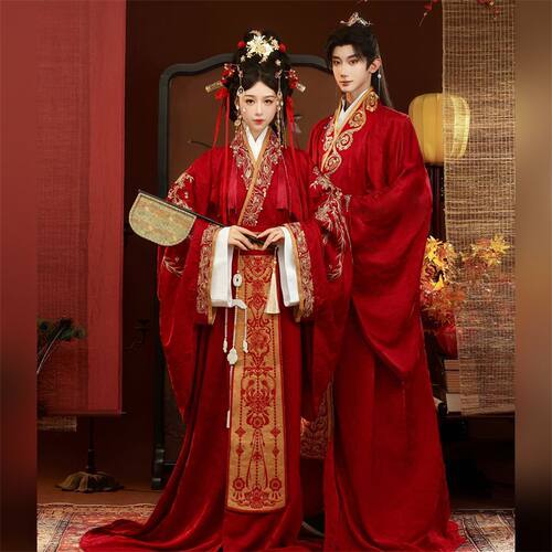 2025新款婚服改良战国袍刺绣