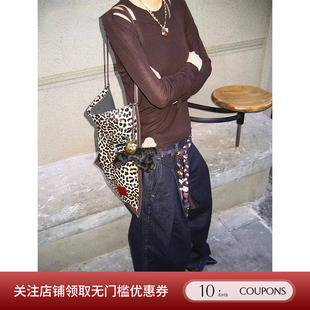 JACQUES WEI 25新款黑豹金属挂件豹纹/小马挂件斑马帆布包 SOLSOL