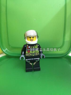 乐高 LEGO 人仔 60108 cty651 女消防员 全新正品 绝版