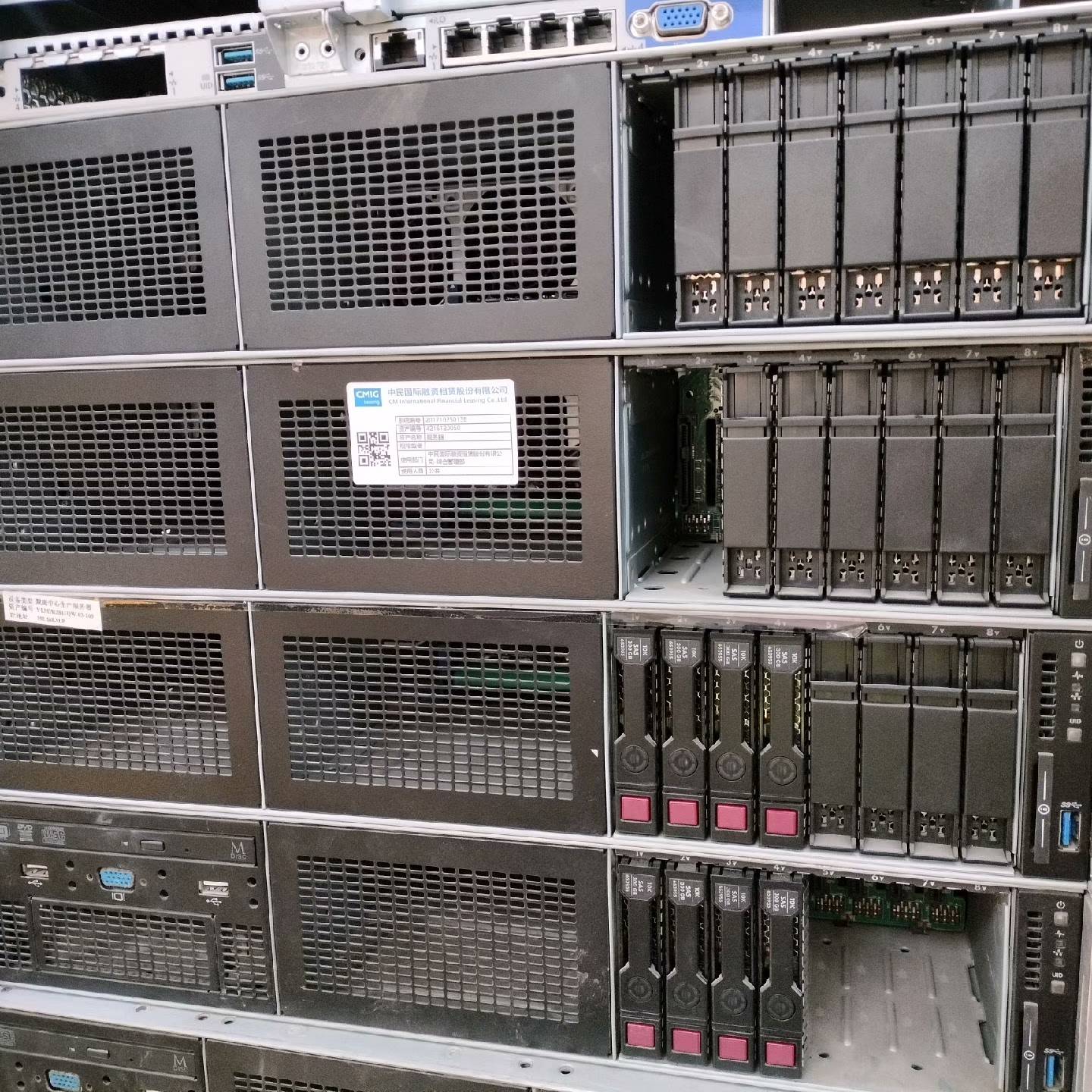 HP DL388G9 380 Gen9 2.5寸8盘议价 也可为维修！！