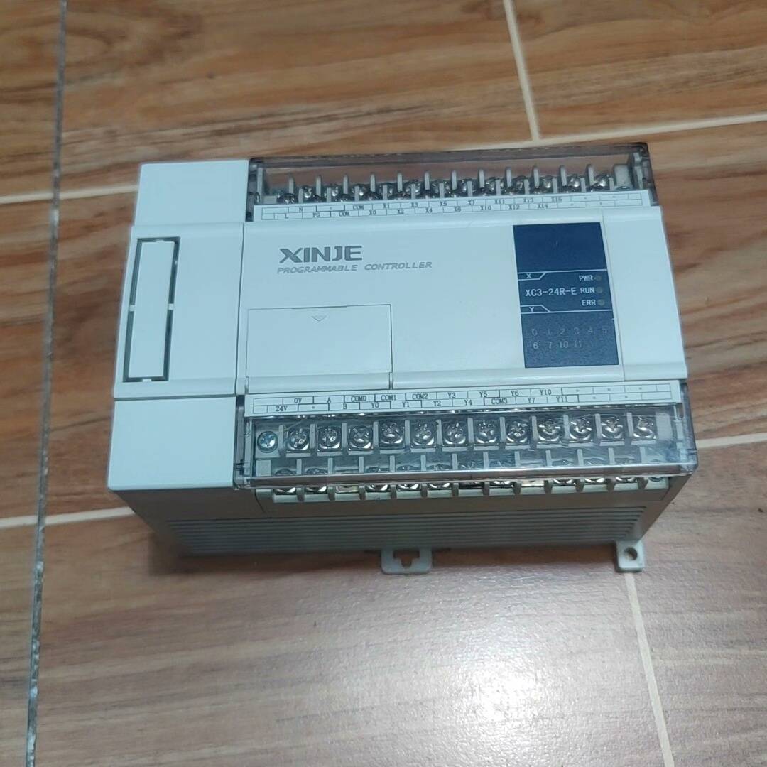 信捷plc xc3-24r议价 也可为维修！！