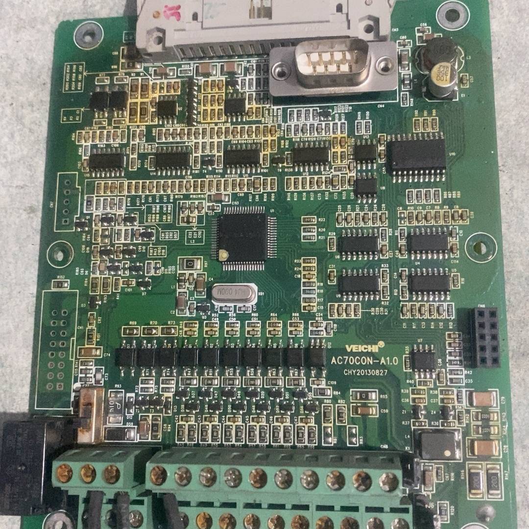 伟创变频器AC70CON-A1.0主议价 也可为维修！！