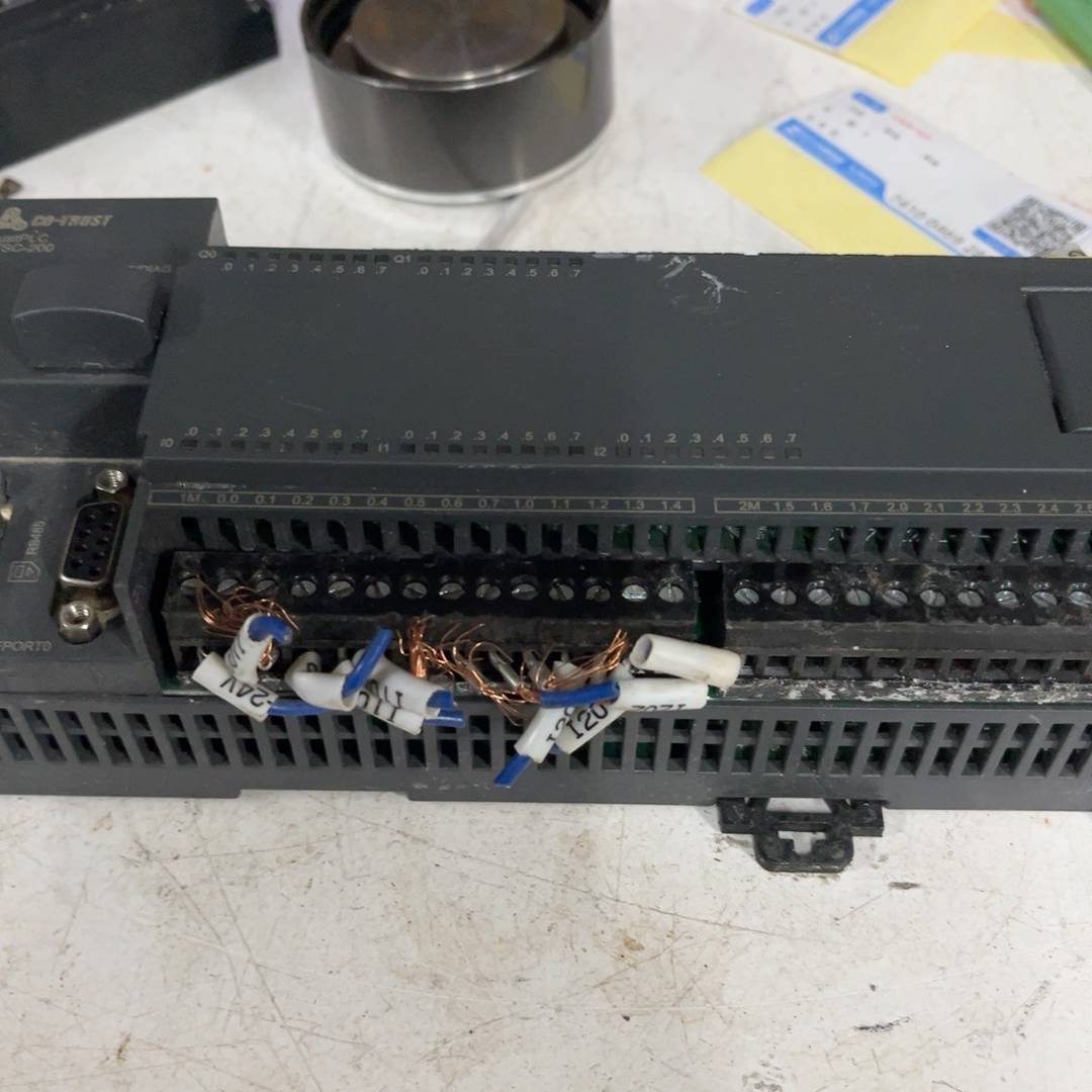 合信CPU328，AC/DC/Dc328-2AF33议价 也可为维修！！