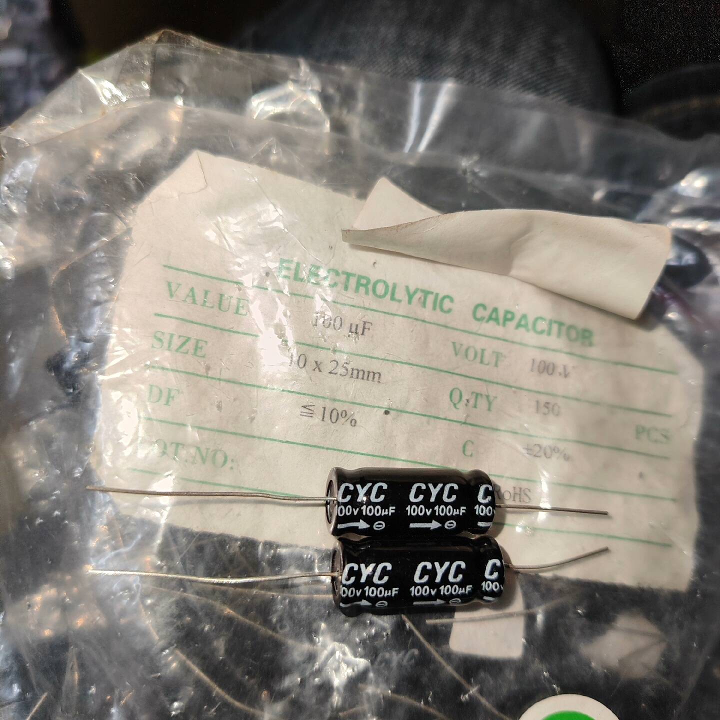 台湾cyc 100v100uf 轴向电容议价 也可为维修！！