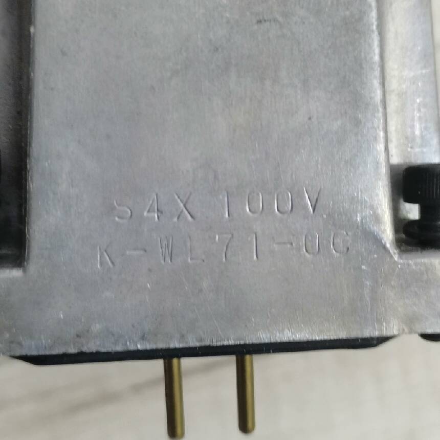 川崎舵机电磁阀S15 100V K-议价 也可为维修！！