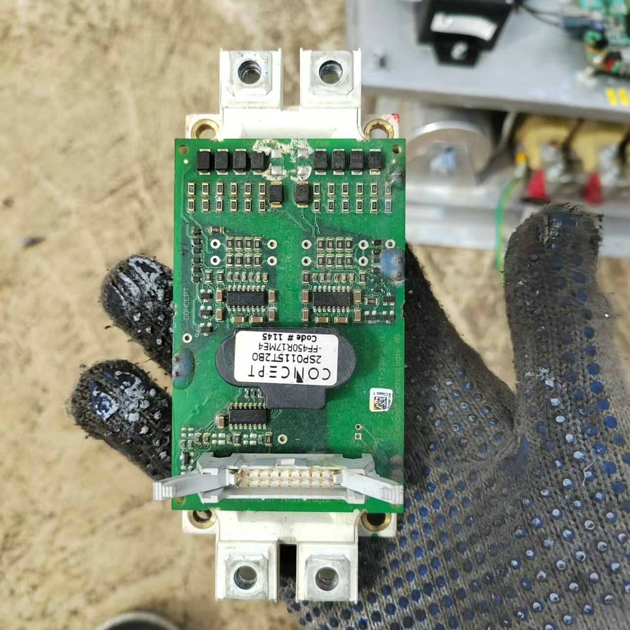 IGBT FF450R17ME4成色好议价 也可为维修！！