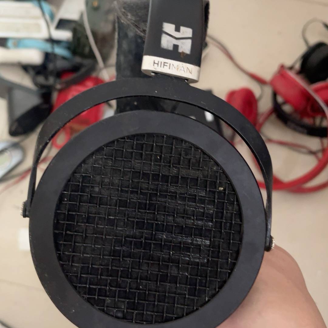HiFiman sundara 男人头戴开议价 也可为维修！！