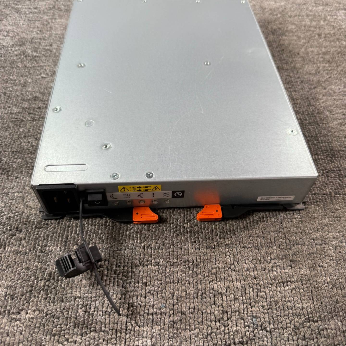 IBM 1818-80E DCS3700电源议价 也可为维修！！