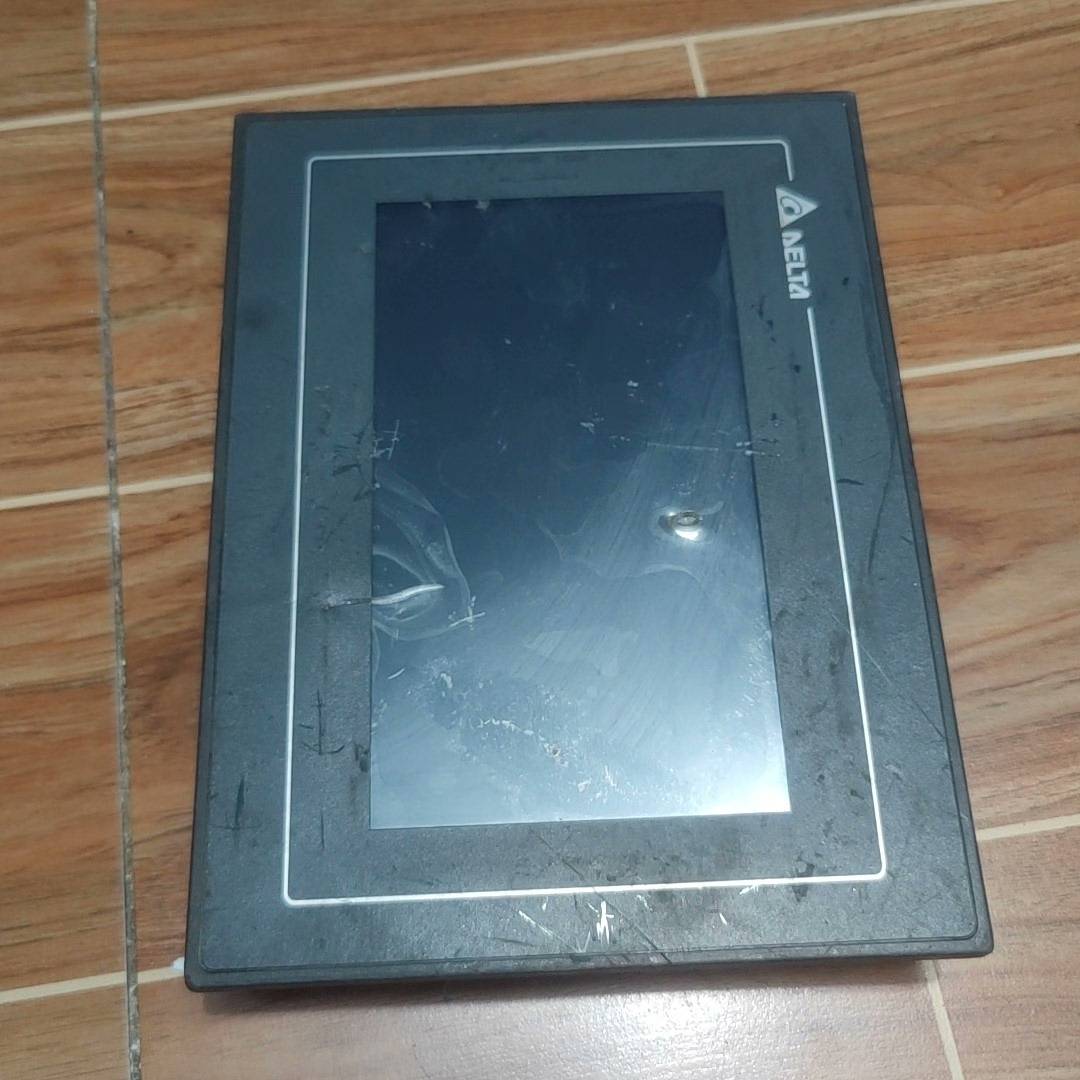 台达触摸屏dop-107bv议价 也可为维修！！