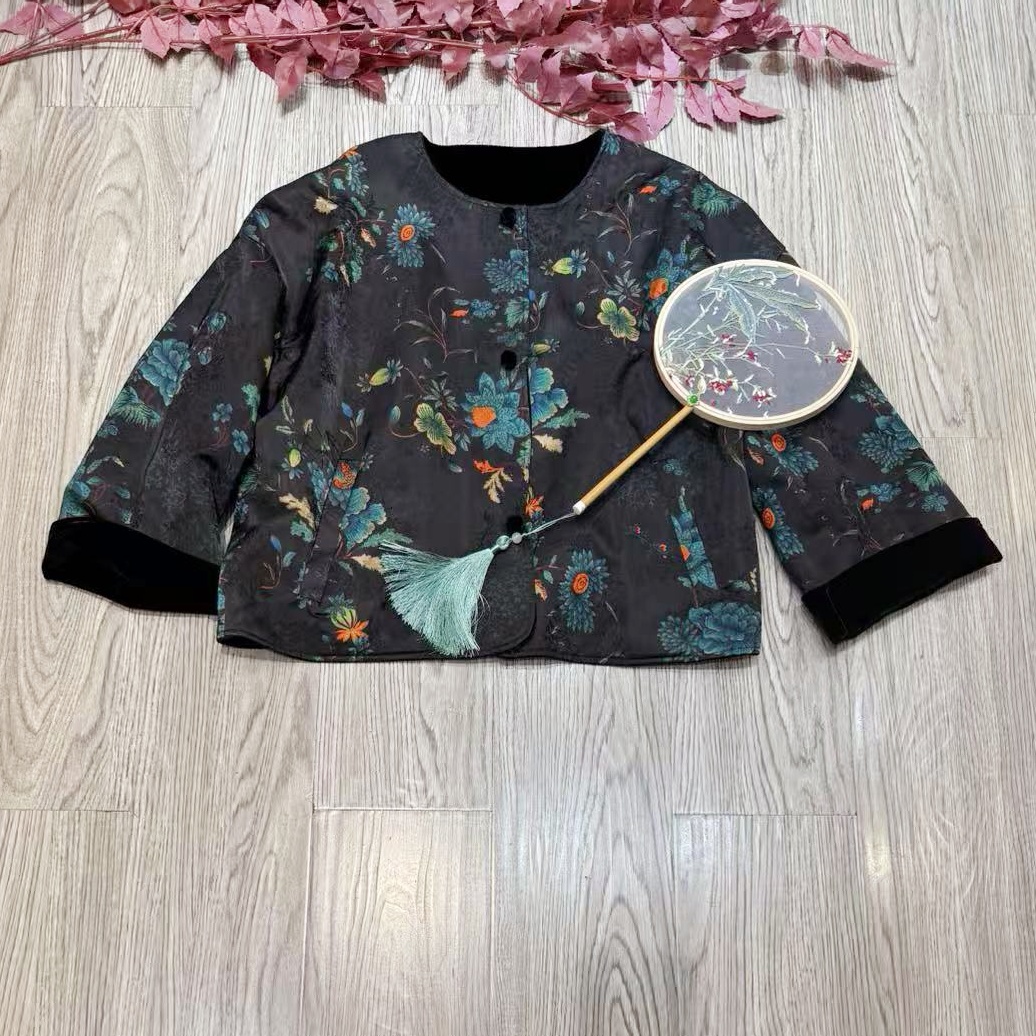 2025秋冬款真丝丝绒落肩袖宽松翻袖短外套新中式人丝双面穿蓝色花