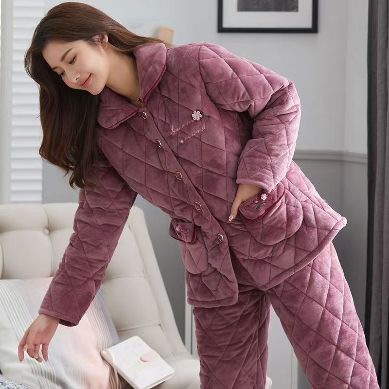 睡衣女秋冬三层加厚夹棉套装中老年家居服法兰绒保暖棉衣珊瑚绒女