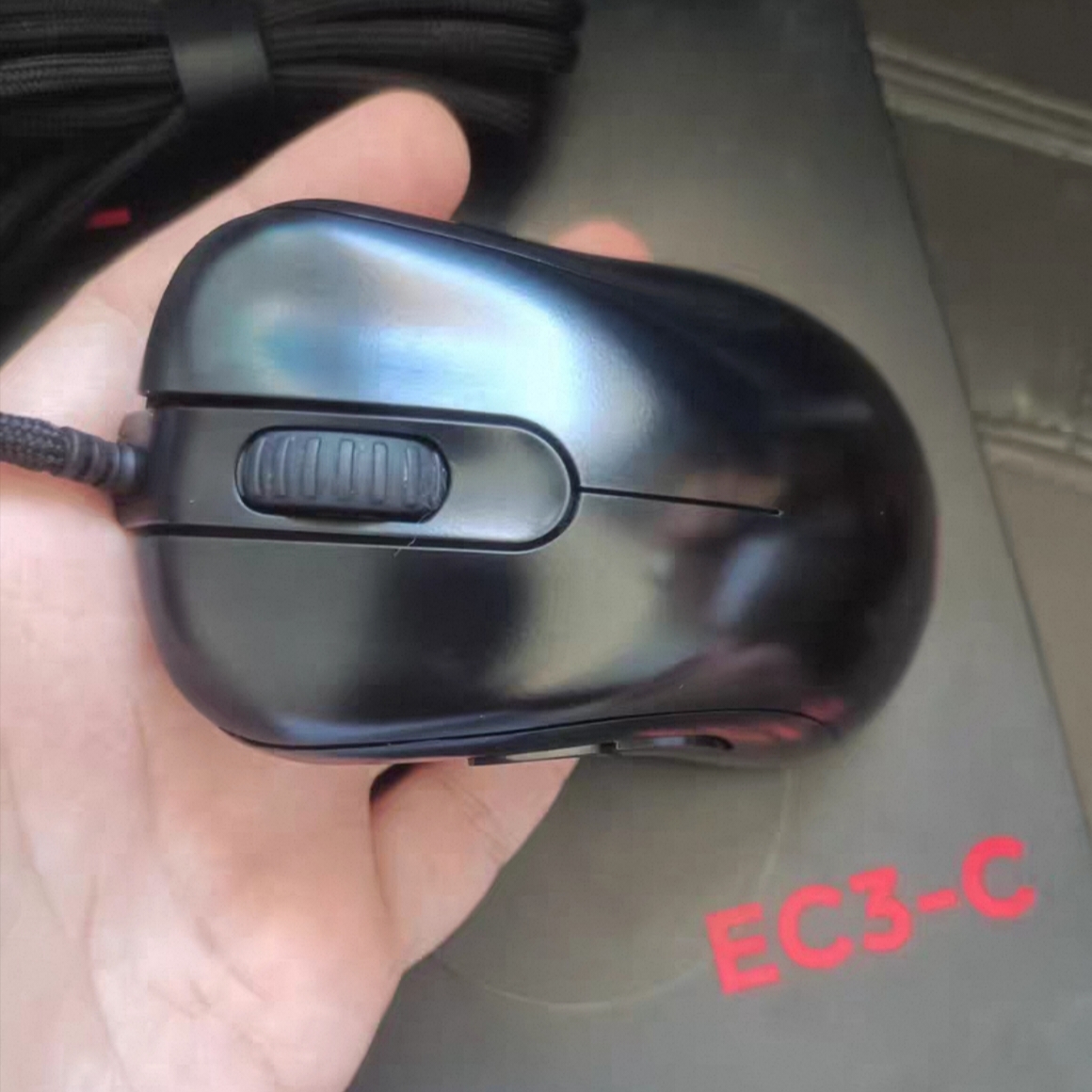 卓威奇亚ZOWIE EC3-C有线游戏电竞瓦罗兰特大号趴窝FPW专用鼠标