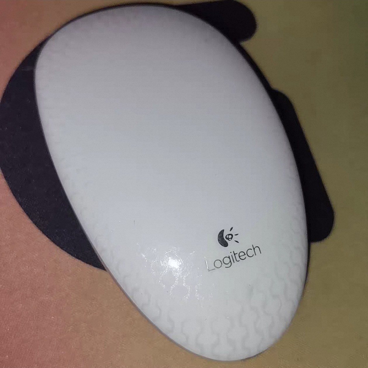 罗技Logitech T620优联六通道办公无线办公多点触控手势滑鼠标