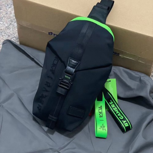 原装配件适用于Razer雷蛇联名途明TUMI斜挎胸莱卡面料手机收纳包