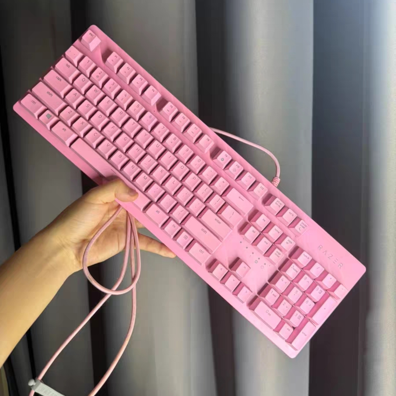 Razer雷蛇猎魂光蛛粉晶版有线游戏机械RGB幻彩电竞游戏光轴键盘