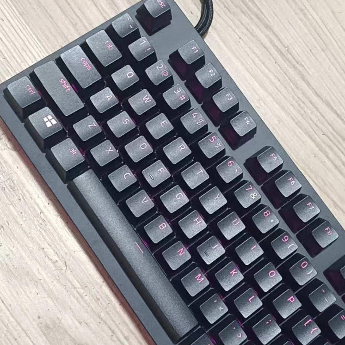 Razer雷蛇猎魂光蛛V2模拟光轴有线游戏电竞专用RGB背光幻彩键盘