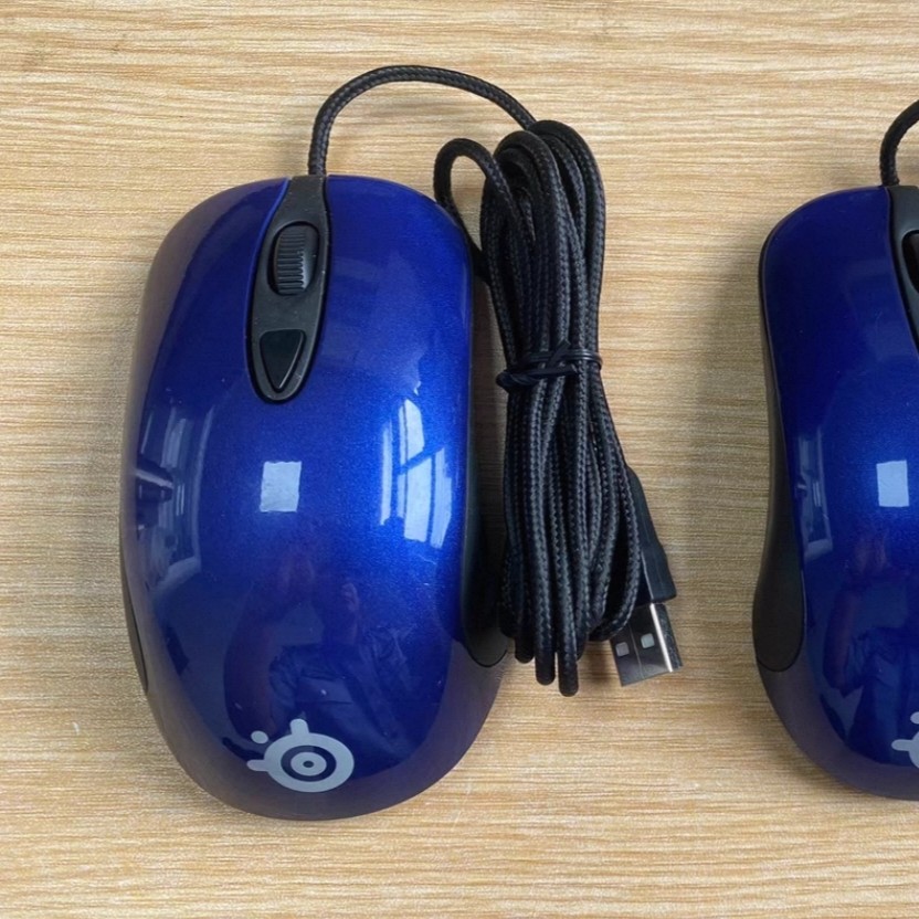 赛睿SteelSeries Kinzu V2蓝色小手有线游戏电竞对称停产绝版鼠标