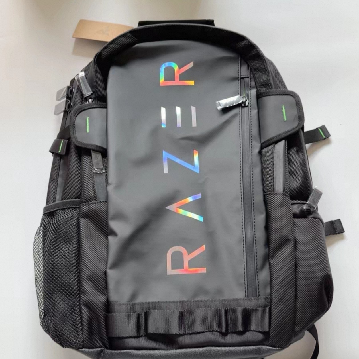 雷蛇游侠ROGUE MC BACKPACK V3炫彩版防水磨笔记本电脑16寸双肩包
