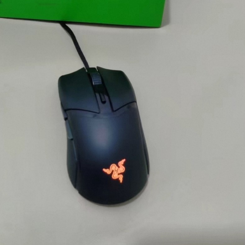 Razer雷蛇眼镜蛇Corbra有线游戏RGB幻彩轻量化瓦罗兰特电竞鼠标