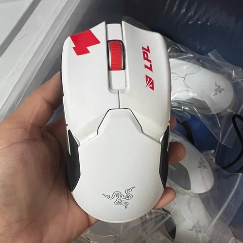 Razer雷蛇毒蝰终极版LP限定战队联名有无线游戏电竞轻量化鼠标