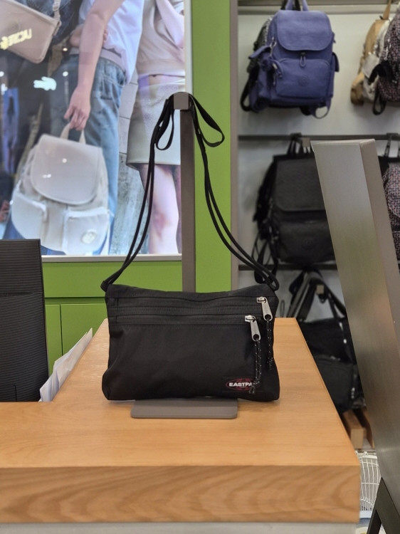 NNYY韩代 EASTPAK 双肩背包