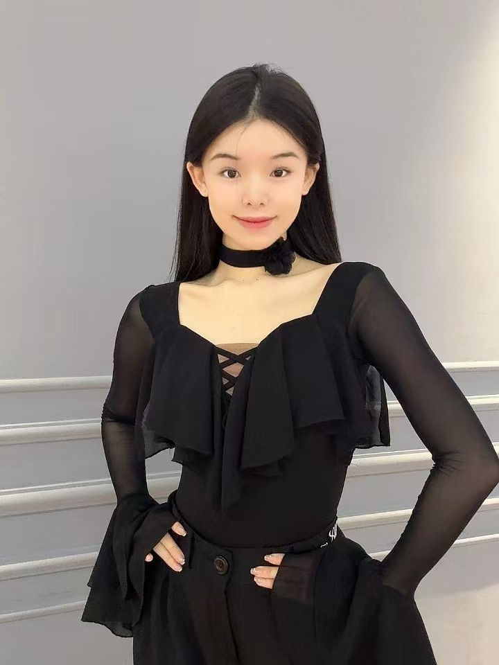 CLW舞服拉丁舞女士摩登舞方领雪纺上衣长袖喇叭袖子练习服专业