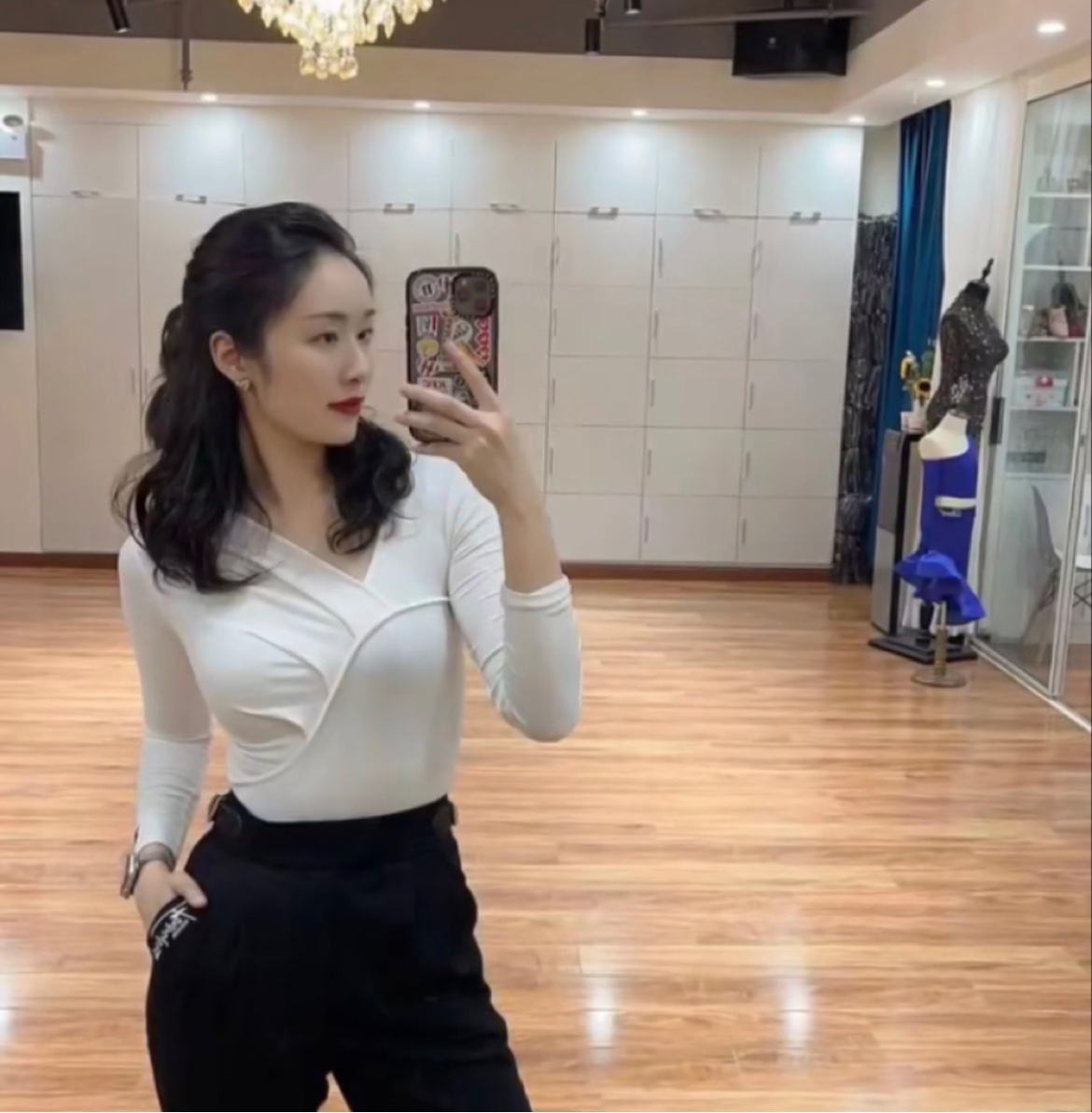 Fdance舞服女士拉丁舞打底上衣教师服显瘦显白百搭长袖内搭练习服