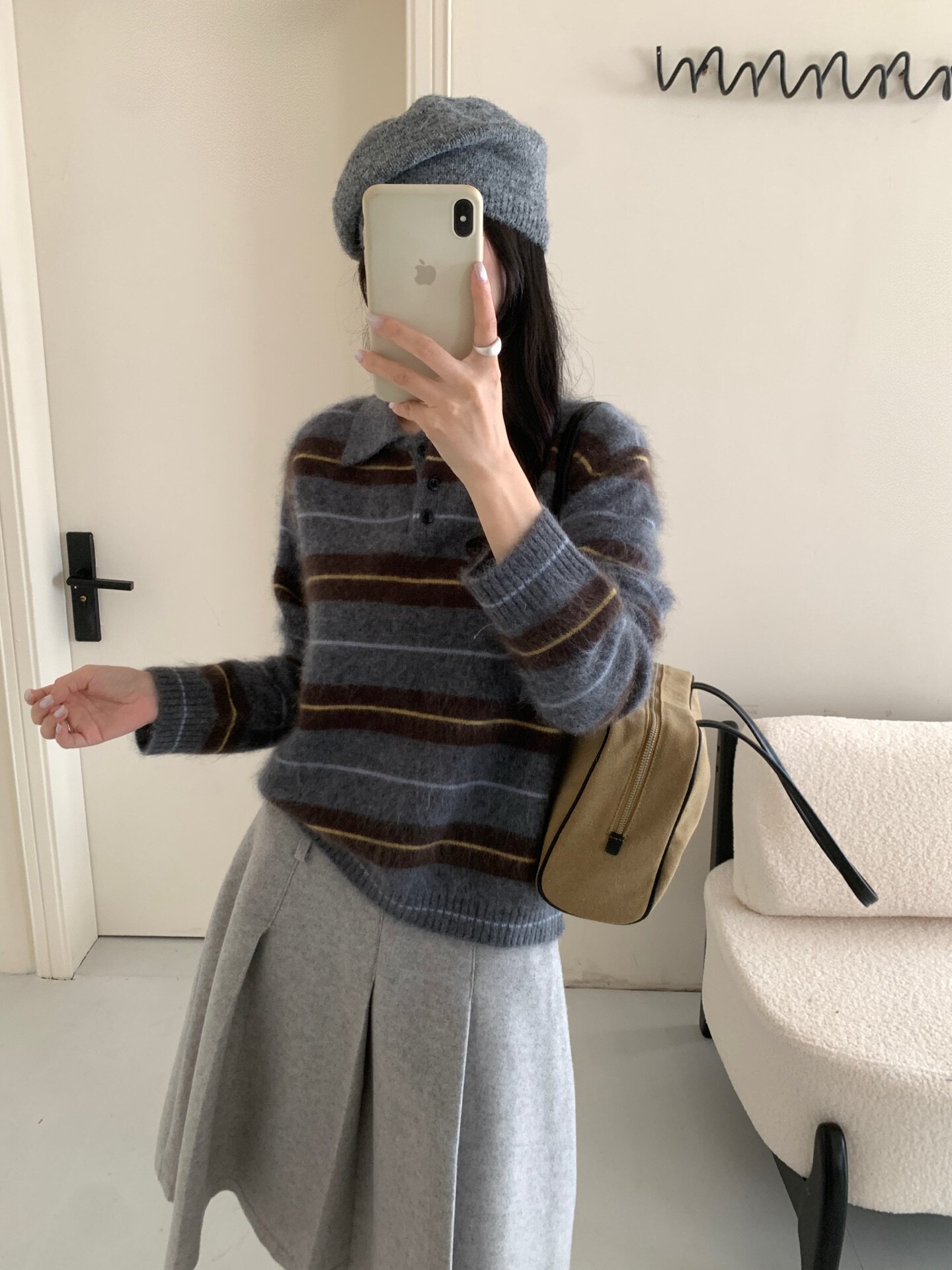 显瘦翻领条纹羊绒拉毛针织衫百搭