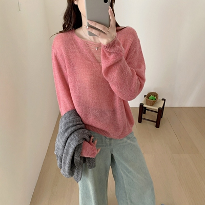 宽松V领镂空羊绒马海毛针织衫女