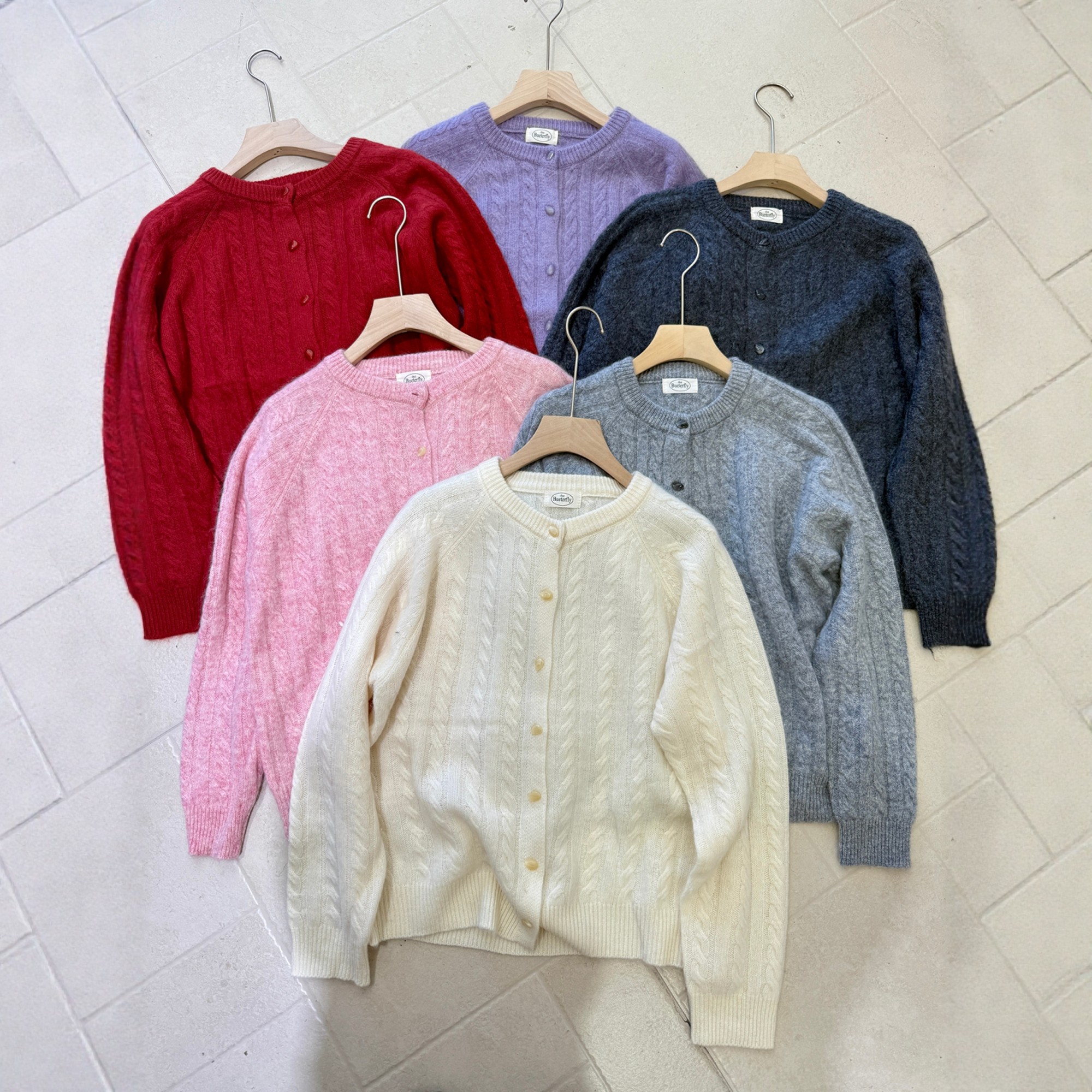 2025冬季新款韩版宽松圆领麻花全羊毛拉毛针织开衫女毛衣外套上衣,女装/女士精品,毛针织衫,淘宝优惠券,粉丝福利购,淘宝优惠卷