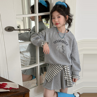女童韩系高级感穿搭套装2026新款春装洋气时髦儿童卫衣女大童裙子