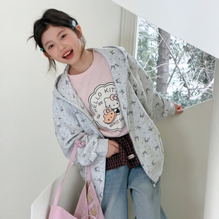 女童外套2026新款春装韩系儿童高级感穿搭连帽女大童春秋洋气时髦