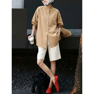 超好看的精致时尚穿搭套装姜黄色宽松长袖衬衫杏色五分短裤两件套