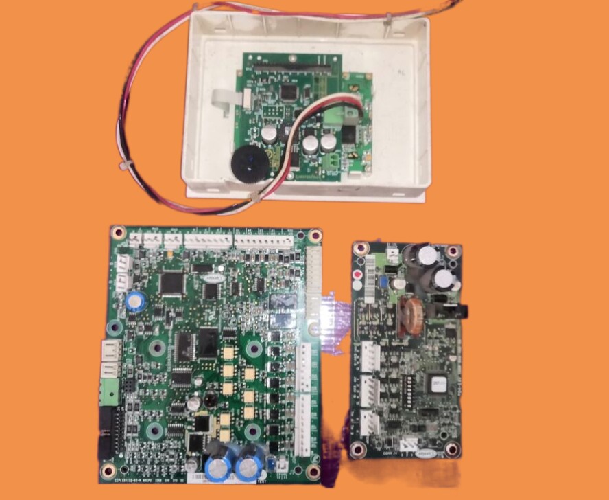 适用开利中央空调控CEPL130335-02/R 主板CEBD430335-16-Rb线控器