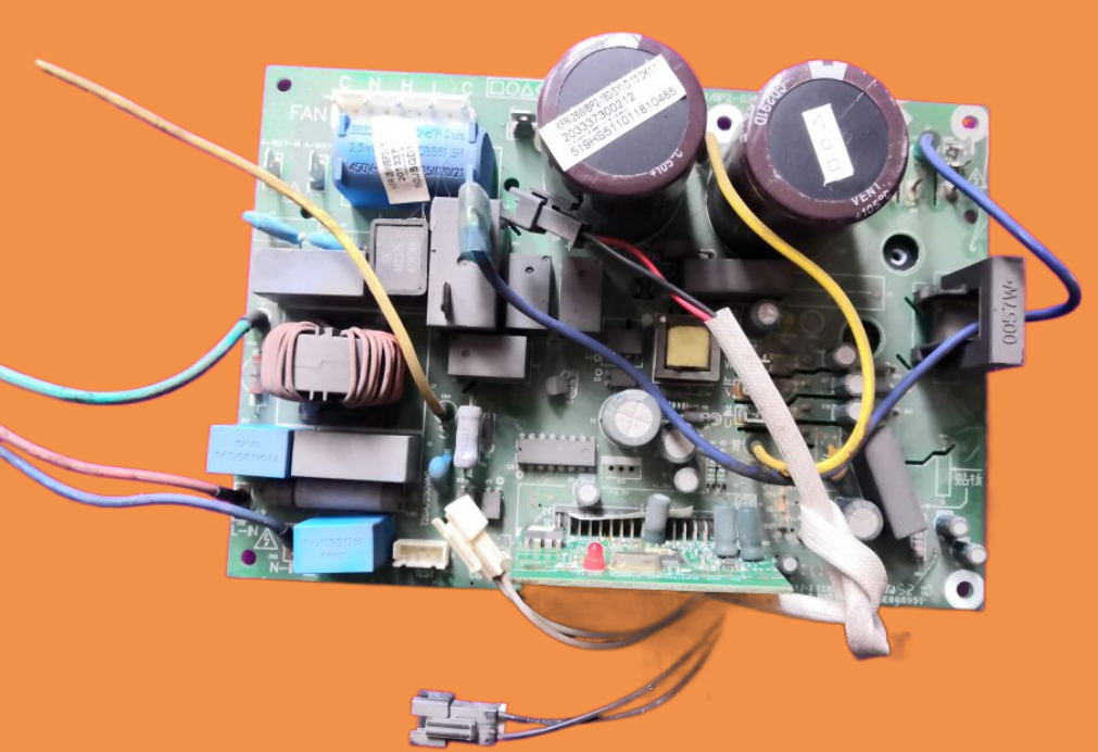 适用美的变频外机主板202302130695 KFR 26W BP2 030 SY D13WP2电