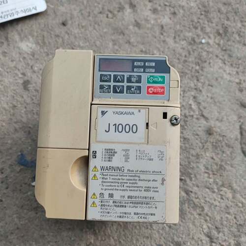 可维修安川j1000 1.5/2.2kw ，橙色不错