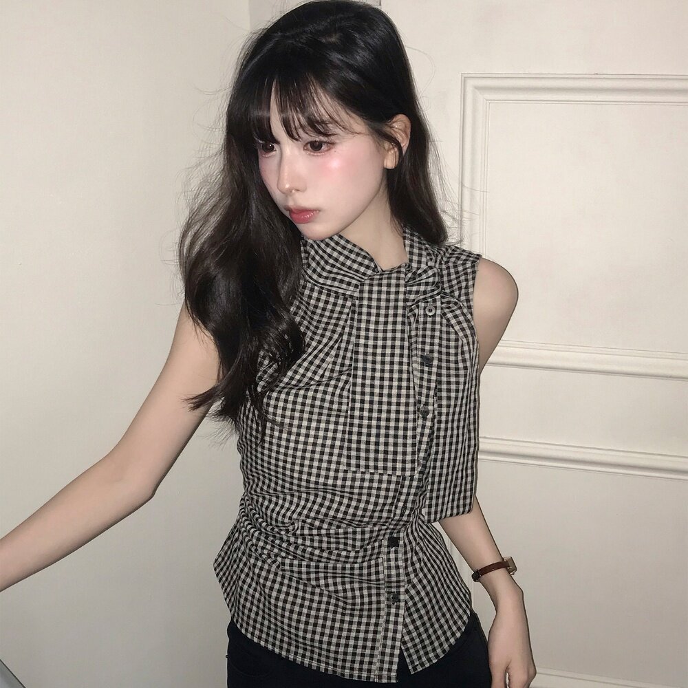 韩系复古格纹设计感侧扣系带挂脖无袖衬衫收腰显瘦背心上衣