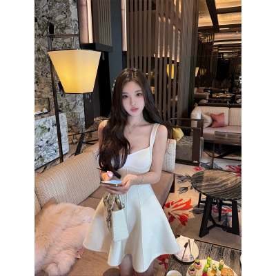 DFAY 纯纯又高贵的针织小白裙乖巧气质百搭收腰显瘦裙子女装夏季