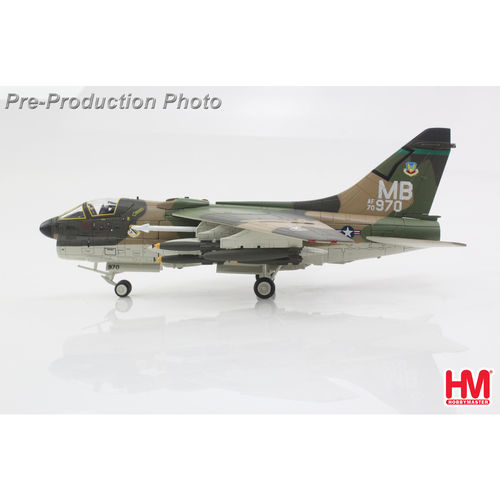 HM收藏家HC1101 1/72 A-7D海盗II攻击机 美国空军第354联队模型